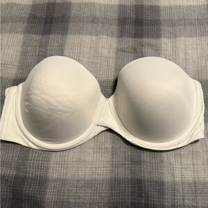 White Strapless Bra